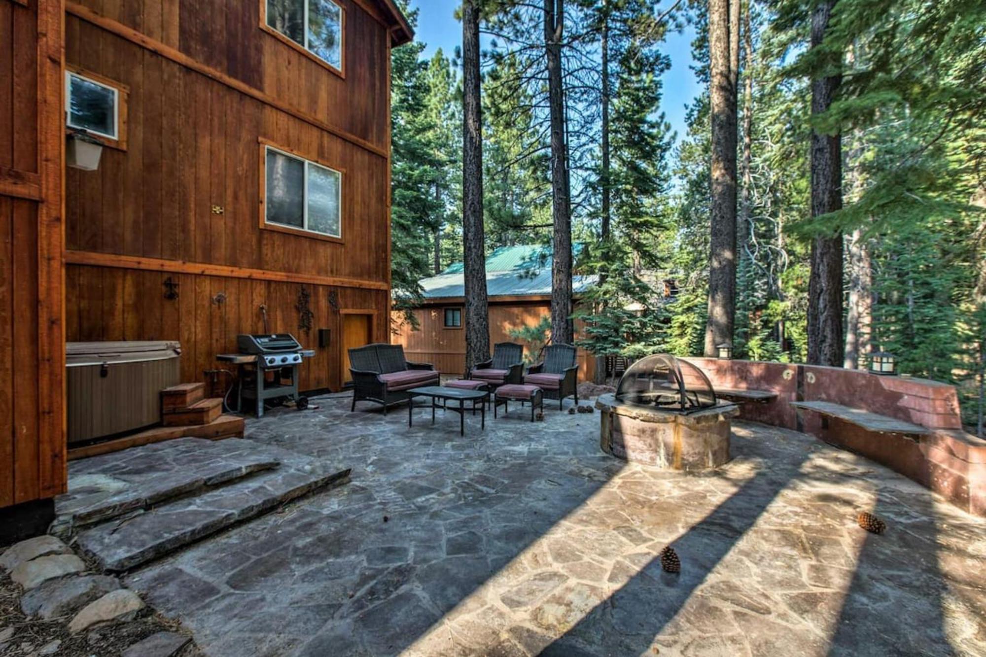 Moosetrack By Avantstay Cozy Cabin In The Of Tahoe Donner W Hot Tub Тракі Екстер'єр фото